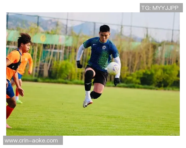 泰安天贶与山东泰山B队热身，预祝全运会获得佳绩，两队合影留念